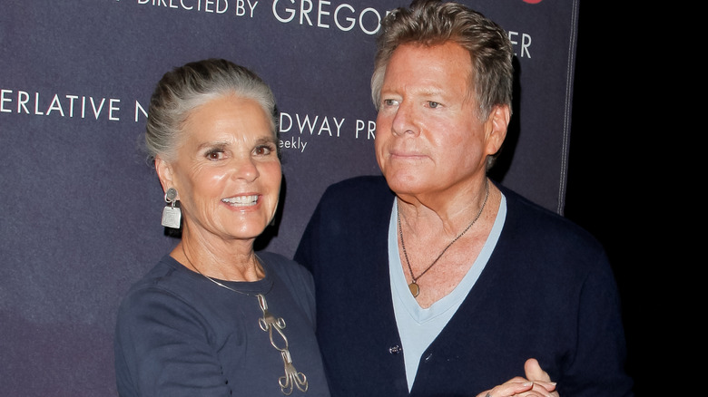 Ali MacGraw dances with Ryan O'Neal