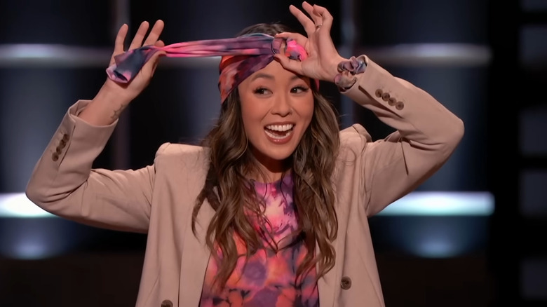 Mika Bertholdo putting on Ooakshell headband