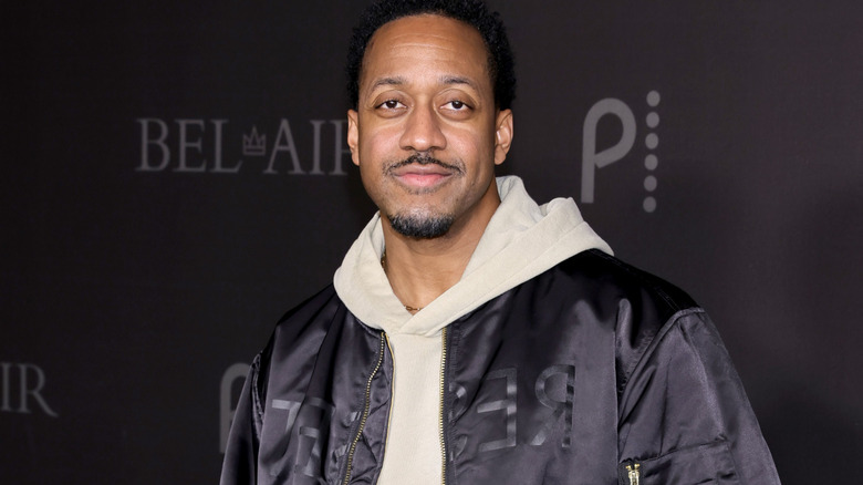 Jaleel White posing at event