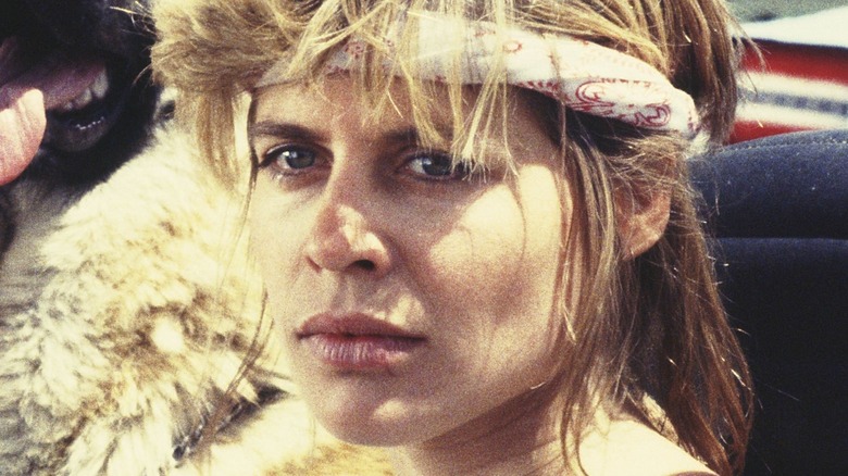 Linda Hamilton frowning