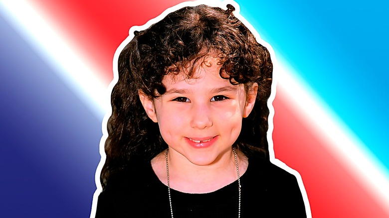Young Hallie Eisenberg smiling