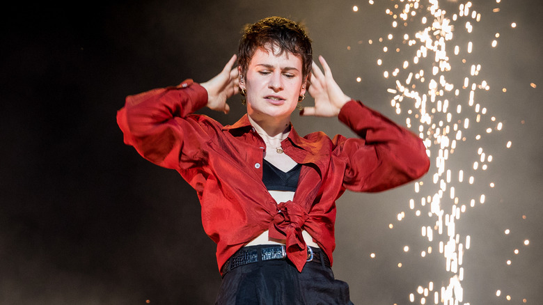 Christine and the Queens dancing