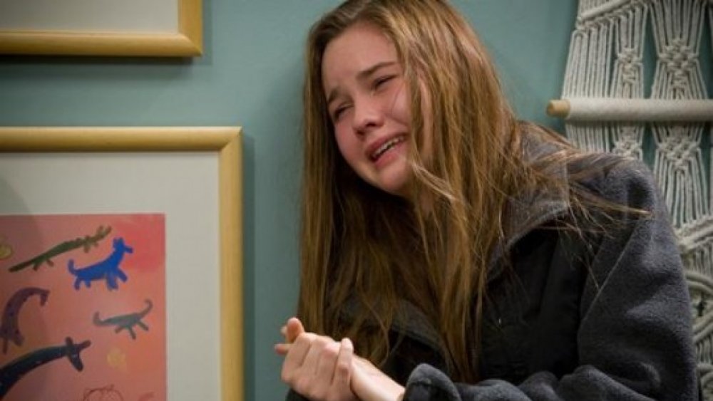 Liana Liberato as Annie in Trust