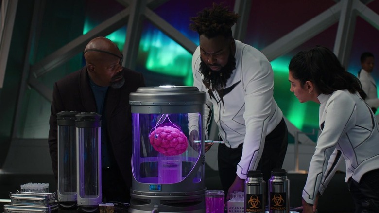 Dag explaining science to Nick Fury in The Marvels (2023)