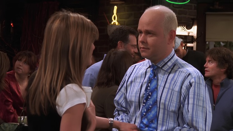 Gunther looking at Rachel