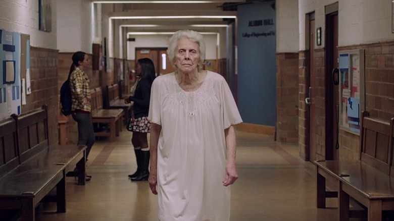 It Follows old woman