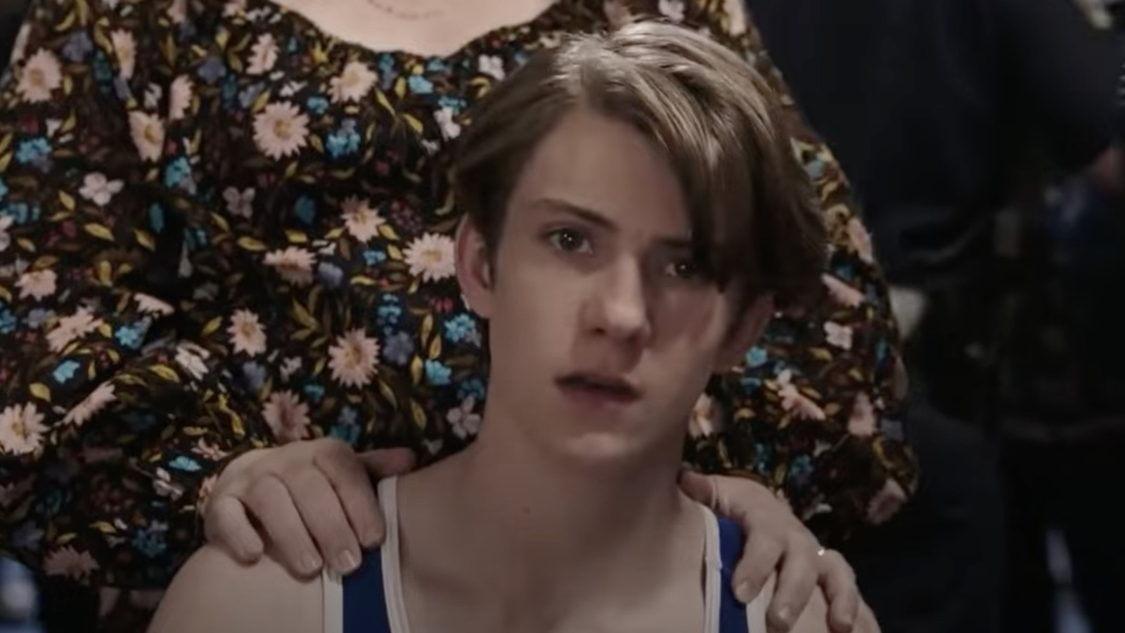 Cyberpunk 2077 баги. Even 18. крик 2 фильм 1997 сара мишель. Even 18. кибербаг2077 баги.