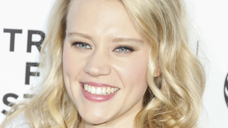 SNL star Kate McKinnon smiling