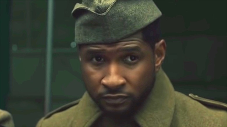 Usher wearing World War I soldier uniform Remy Martin ad