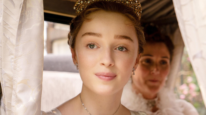 Daphne Bridgerton smiling in carriage