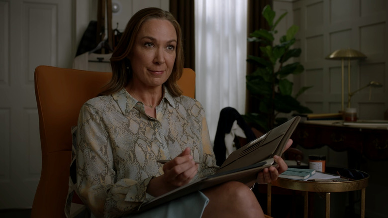 Kathryn Fitz posing as Ellen Ragier in 