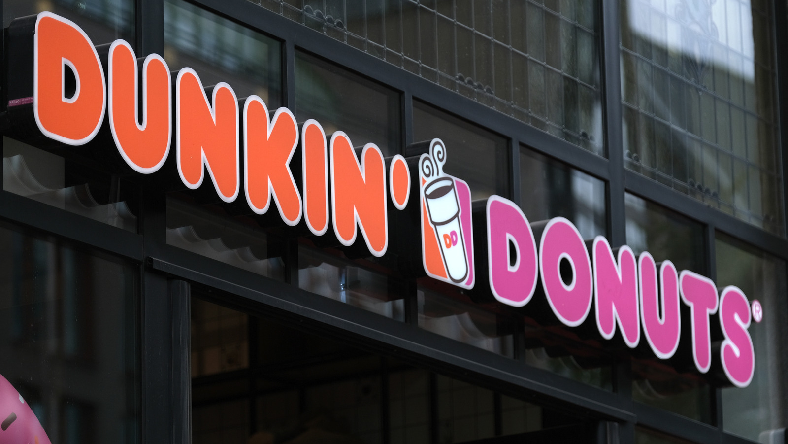 Who Played Fred The Baker In Dunkin's 'Time To Make The Donuts