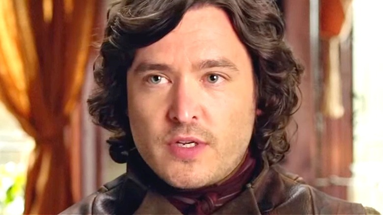 alexander vlahos as allan christie on outlander