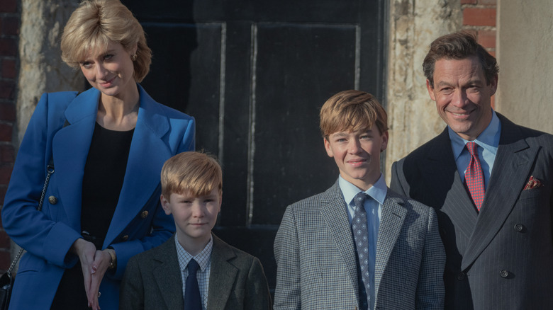 Elizabeth Debicki, Will Powell, Senan West, Dominic West looking like a happy family