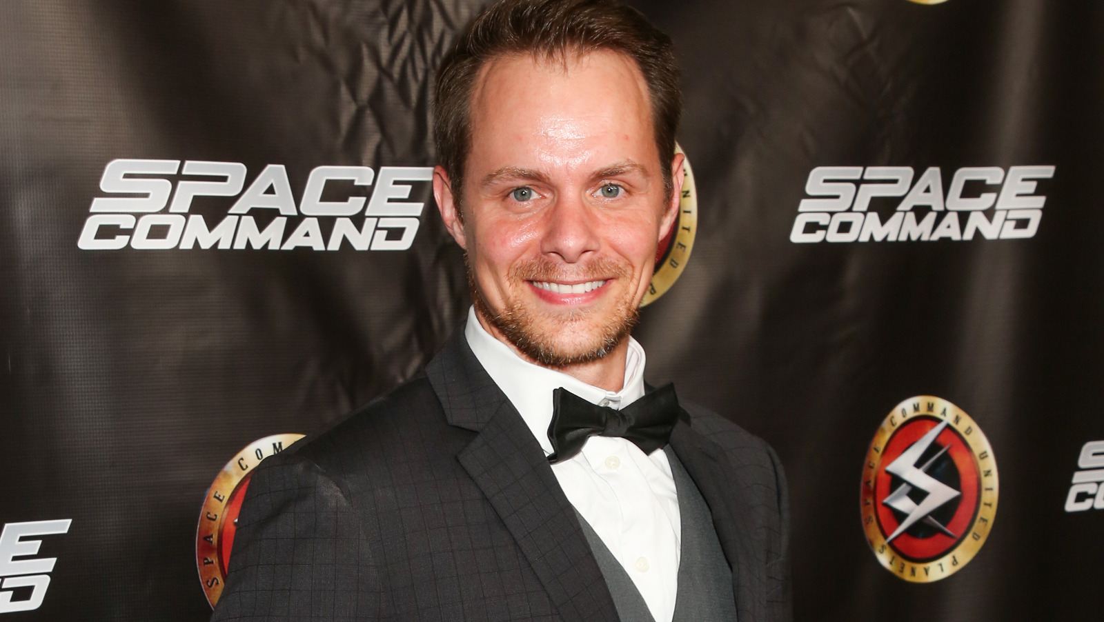 Who Plays The Headless Knight In Disney's Haunted Mansion?