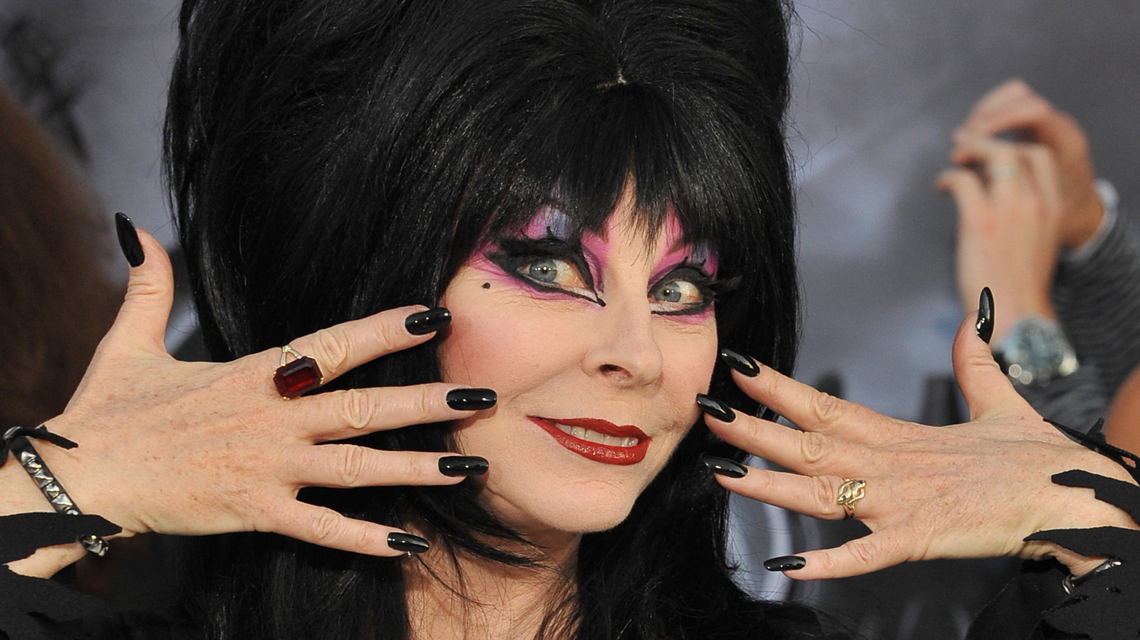 Images Elvira Mistress Of The Dark - Printable Template Calendar