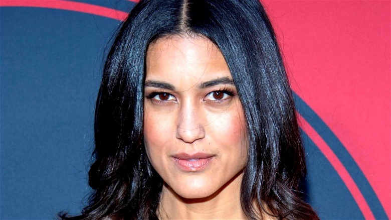 Julia Jones at premiere