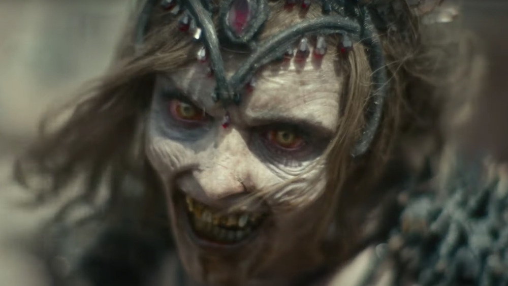 Zombie queen smiling