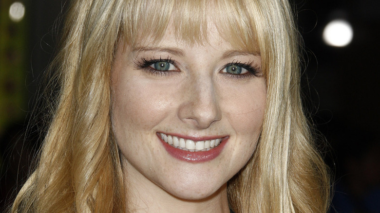 Melissa Rauch smiling at an event