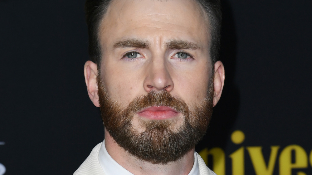 Chris Evans posing for photo