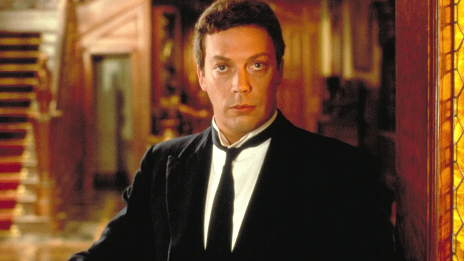Why Clue's Director Scrapped A Morbid Fourth Ending To The Whodunit Classic - Looper