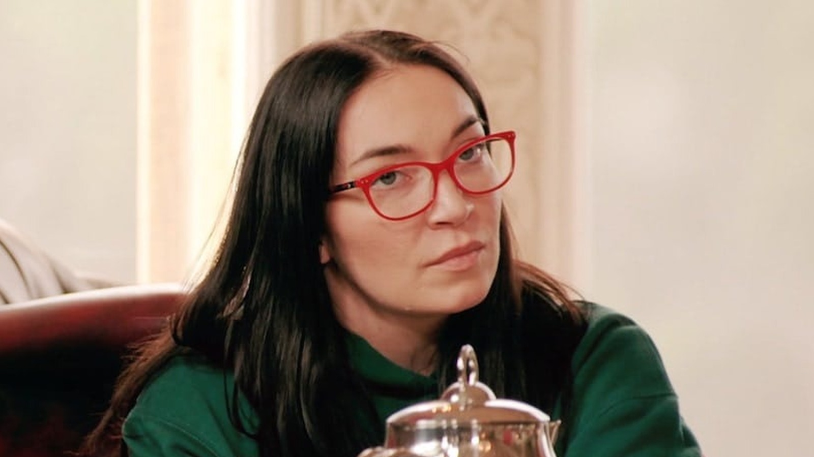 Why Did Amanda Leave The Traitors Season 1?