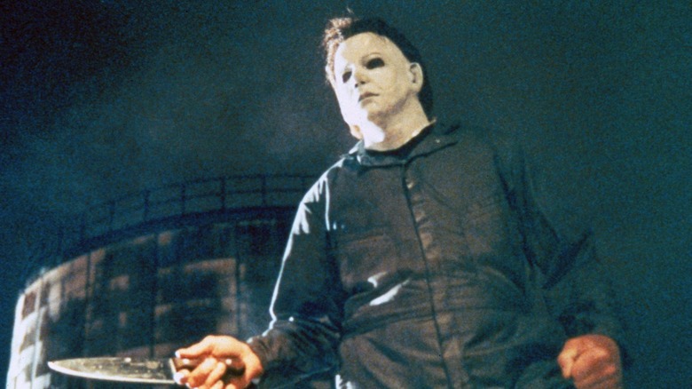 Michael Myers holding a knife in Halloween: The Curse of Michael Myers