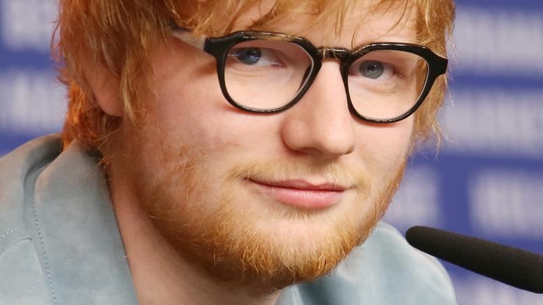 Ed Sheeran beard black glasses