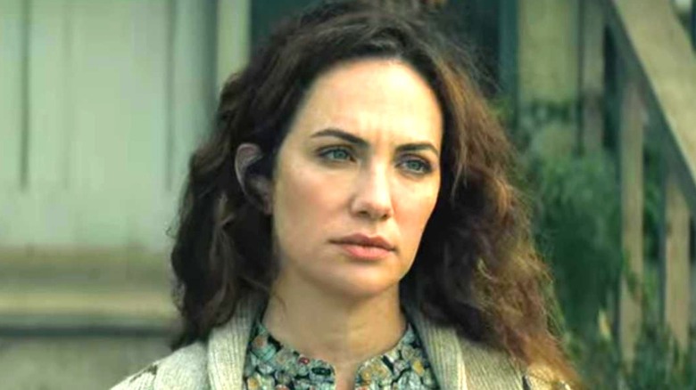 ECU of Kate Siegel as Erin Green in Midnight Mass