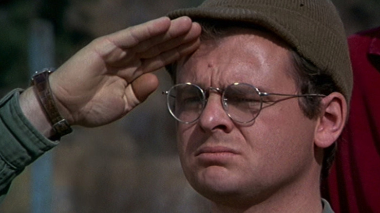 Radar salutes in MASH