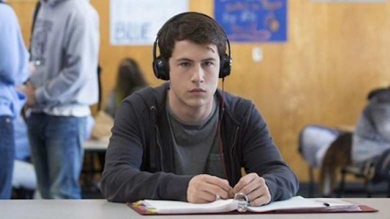 Clay Jensen wearing headphones on "13 Reasons Why" (2017-2020)