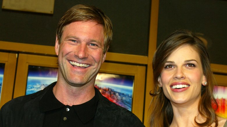 Aaron Eckhart with Hillary Swank at The Core premiere