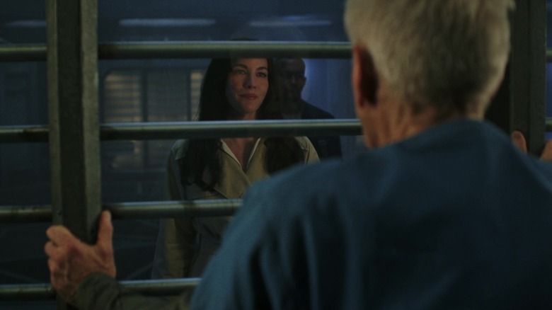 Betty Ross looking frightened