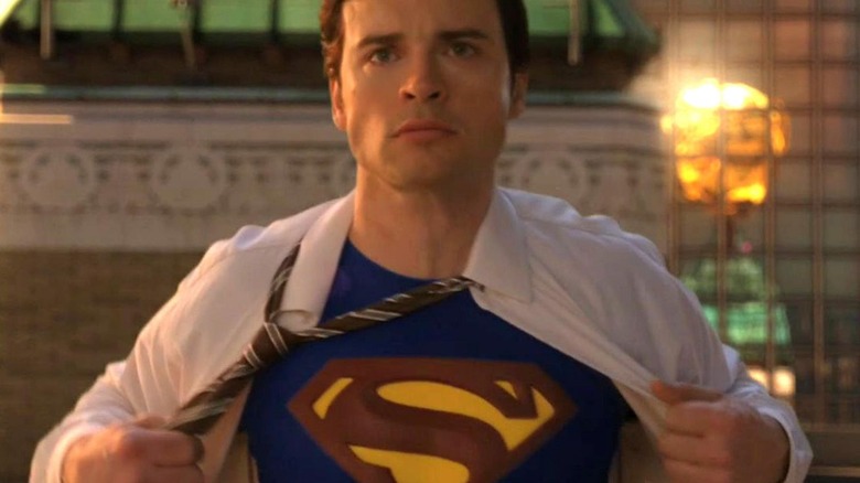 Clark Kent opens his shirt to reveal the Superman logo on "Smallville" (2001-2011)