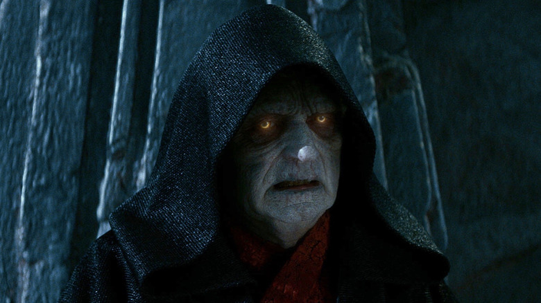 Palpatine glowing eyes