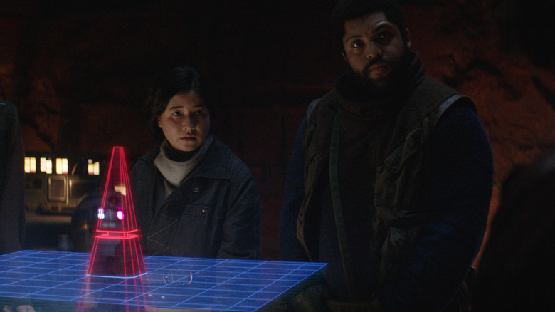 Sully Stark hologram table