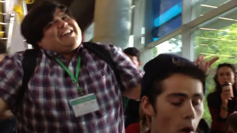 Harvey Guillén and the cast of The Internship sing Call Me Maybe