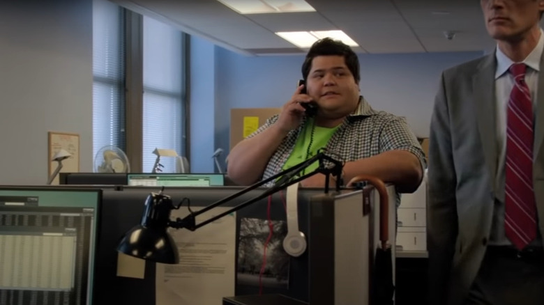Harvey Guillén helps his friend on MTV's Eye Candy