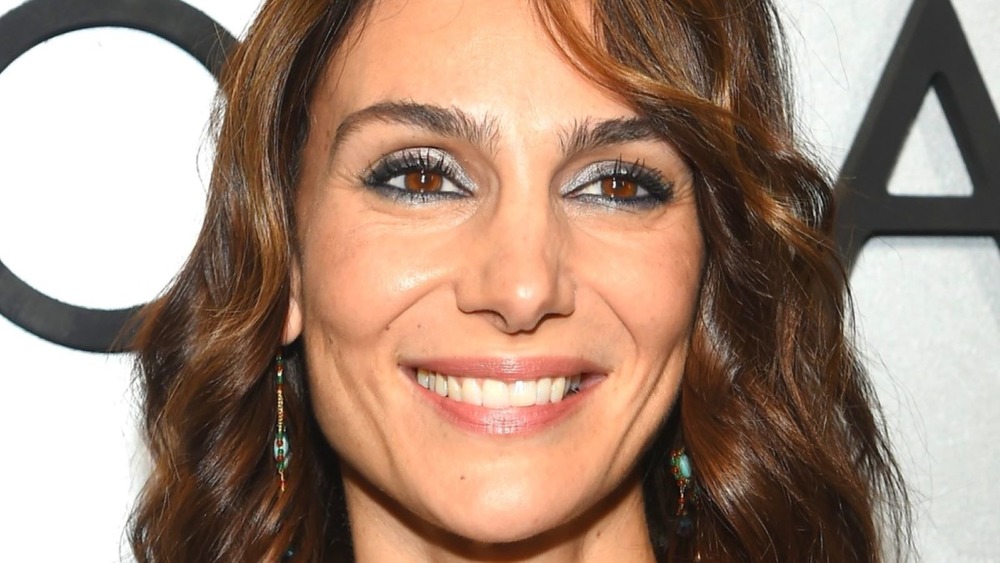 Annie Parisse smiling