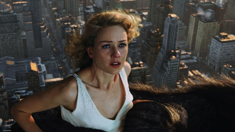 Naomi Watts in King Kong's hand