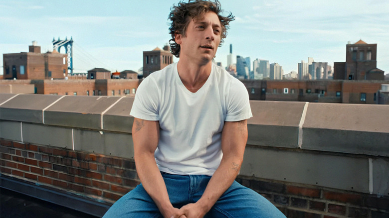 Jeremy Allen White NYC Rooftop