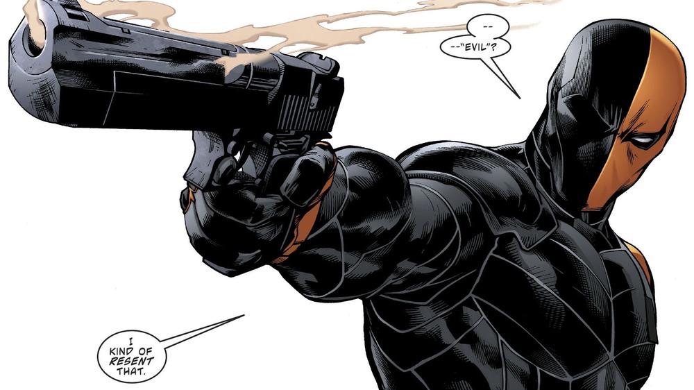 Deathstroke shoots gun