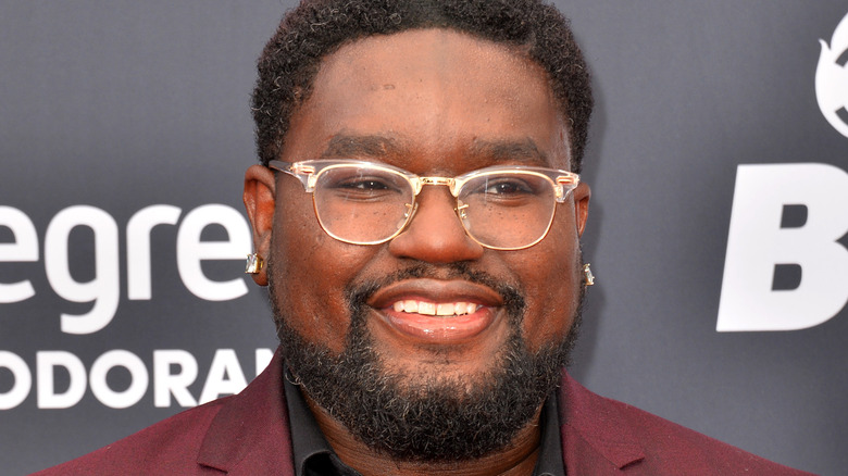 Lil Rel Howery smiling