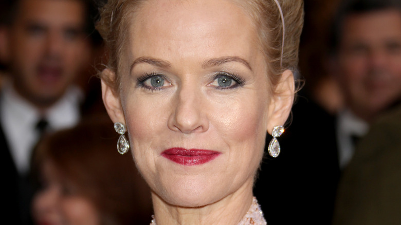 Penelope Ann Miller looking ahead