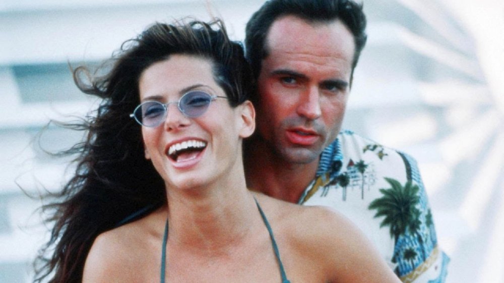 Sandra Bullock and Jason Patric in Speed 2: Cruise Control