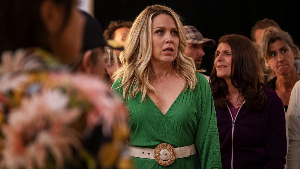 Jessica St. Clair in Avenue 5