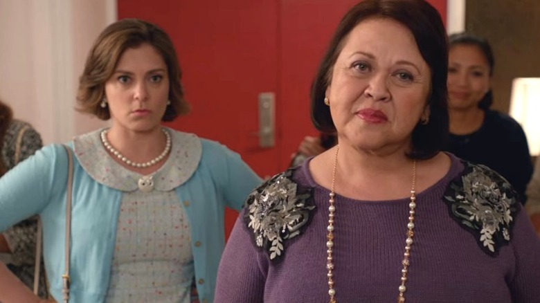 Rachel Bloom, Amy Hill