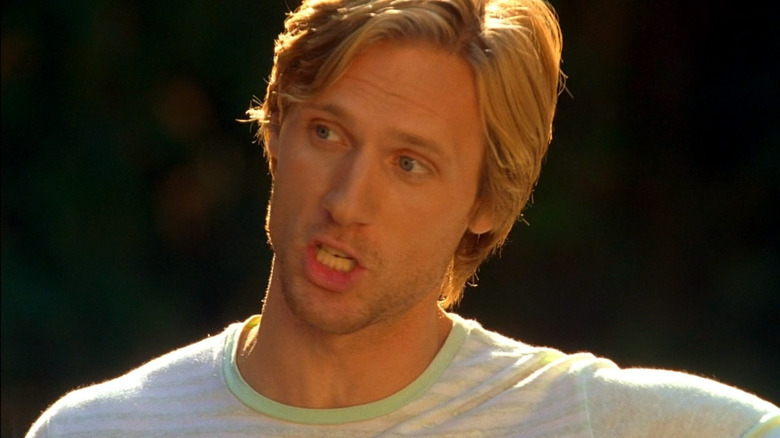 Peter Kinkella auctioning off lovely ladies on CSI: Miami