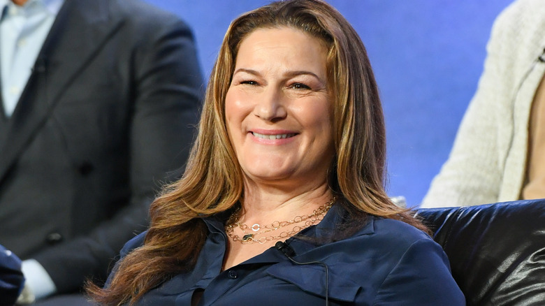 Ana Gasteyer smiling