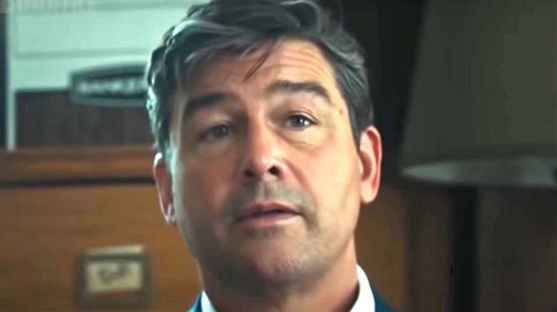 Kyle Chandler in mayor of kingstown